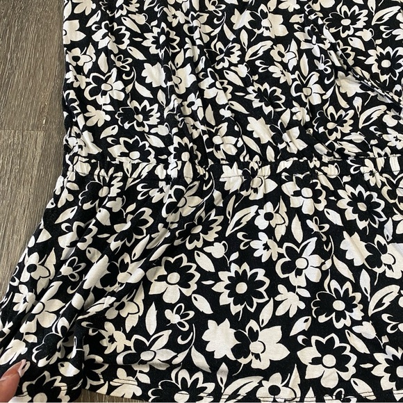 MICHAEL KORS Chain Link Straps Floral Sweatheart Peplum Wrap Blouse Womens Large - Picture 3 of 10